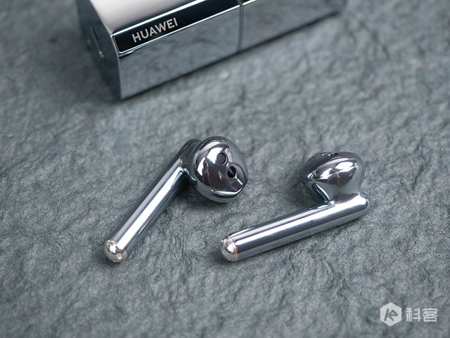 不太華為的驚喜，華為“口紅耳機(jī)”顏值與功能雙優(yōu)