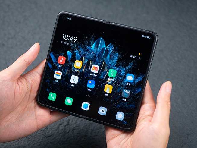 驚喜連連！OPPO折疊屏旗艦Find N發(fā)布，7699元起