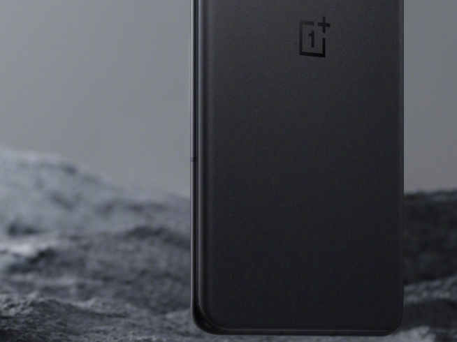 一加10 Pro明年回歸：首批驍龍8旗艦扎堆競爭 后置換臉能否突出重圍？