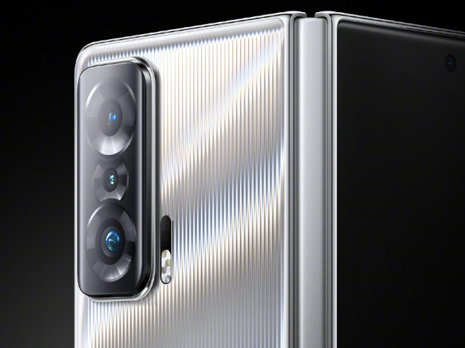 性能沖上同類天花板！榮耀Magic V折疊屏旗艦確認搭載驍龍8