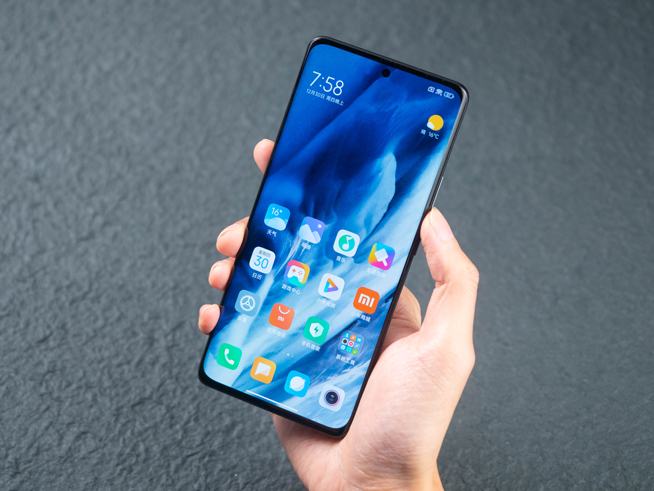 小米12 Pro圖賞：全新設(shè)計變化出彩！內(nèi)外兼修有顏有實力