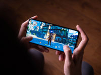 Redmi K50/K50 Pro上手：又香又狠！天璣8100把門焊死