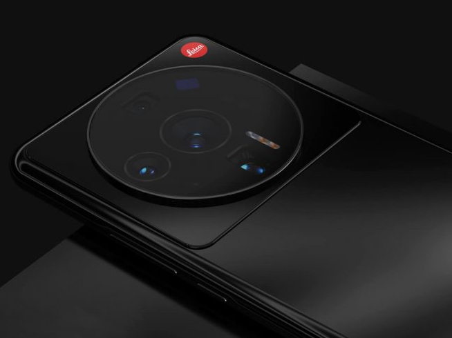小米12 Ultra最新曝光：徠卡聯(lián)名實錘？首發(fā)驍龍8+5月救急！