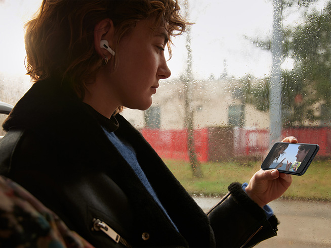 iPhone SE3銷量低迷遭蘋果接連砍單，上市一個(gè)月為何降價(jià)這么多？