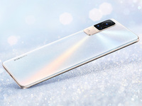 三項(xiàng)升級(jí)還便宜了，小米Civi 1S發(fā)布