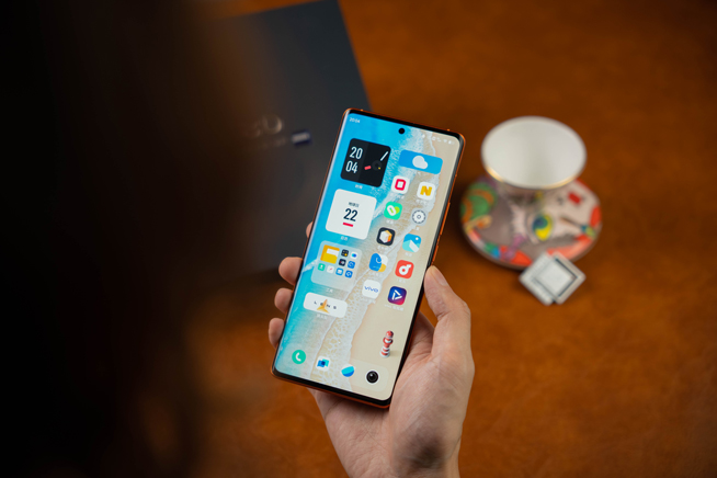 vivo X80評(píng)測(cè)：拍攝最第二好的天璣9000旗艦！成功升杯但仍有遺憾