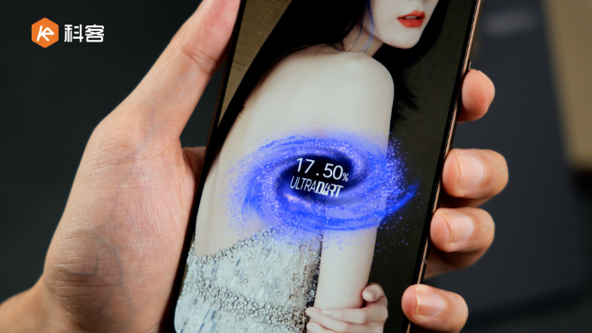 真我GT2大師探索版上手體驗(yàn)：質(zhì)感降維打擊友商？頂配僅3999元真香？