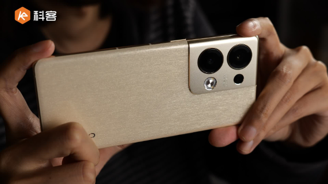 OPPO Reno9 Pro+體驗：告別IMX766！更符合超大杯之名？