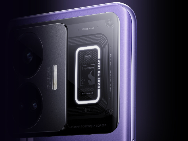 真我GT Neo5設(shè)計(jì)大公開！可口可樂聯(lián)名機(jī)也露臉了