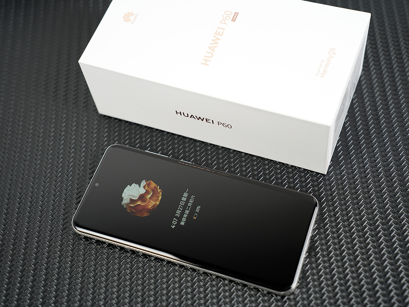 華為P60評測：P系列史上最強(qiáng)標(biāo)準(zhǔn)版，5K檔美學(xué)影像旗艦王者？