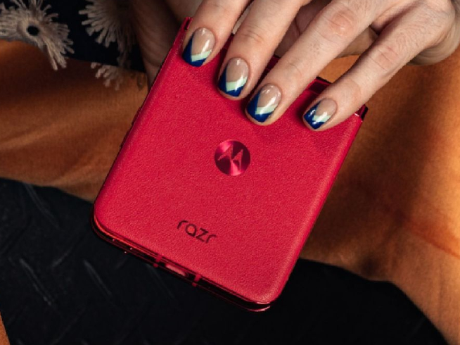 外屏也要卷誰(shuí)的大？摩托羅拉razr 40 Ultra定檔6月1日發(fā)布