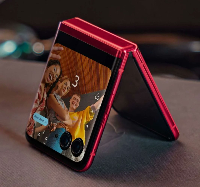 外屏也要卷誰(shuí)的大？摩托羅拉razr 40 Ultra定檔6月1日發(fā)布