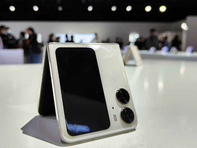 背刺，暴跌！第二代驍龍8領(lǐng)先版“翻車”？聯(lián)發(fā)科加速逆襲高通