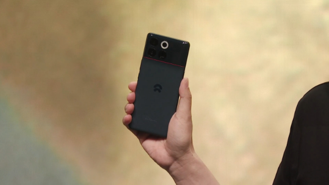 蔚來NIO Phone發(fā)布會回顧：0廣告0預裝，6499元起你能接受嗎？