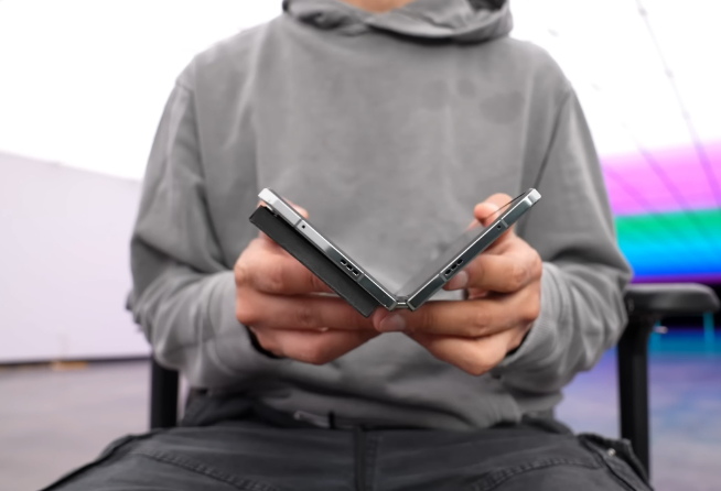 OPPO Find N3搶先亮相：尺寸總算跟上主流折疊屏，后置規(guī)格非常頂