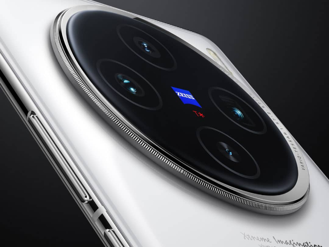 天璣9300大力出奇跡？vivo X100系列月環(huán)云階全新呈現(xiàn)！