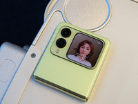 華為nova Flip半個(gè)月體驗(yàn)：潮酷小折疊，好玩又好用