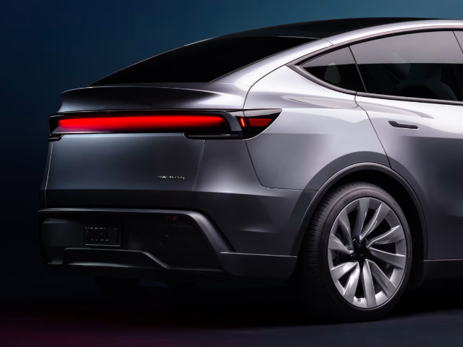 特斯拉煥新Model Y發(fā)布：263500元起！雷軍：不妨等小米YU7