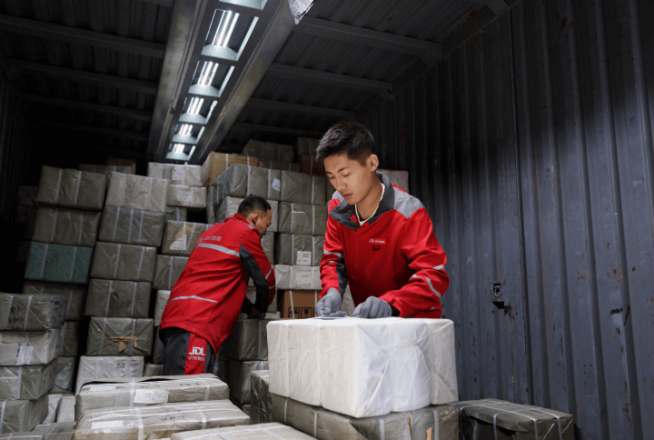 京東外賣組合拳繼續(xù)：每日餐補上線！騎手不僅買社保還能當快遞員？