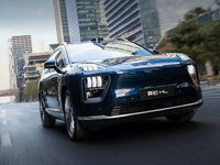 廣汽昊鉑HL起售價(jià)27.98萬(wàn)元起：家庭智能新豪華SUV，首發(fā)暗夜之瞳