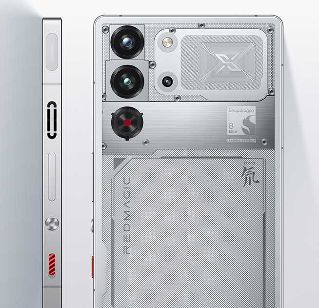 紅魔10S Pro系列發(fā)布：一臺(tái)能買兩臺(tái)iQOO，迷之自信還是擺爛？