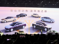 尊界S800價(jià)格70.8萬(wàn)元起真驚喜！國(guó)產(chǎn)汽車(chē)自強(qiáng)自信，引領(lǐng)科技豪華