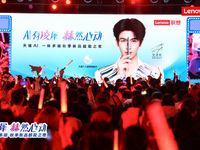 天禧AI全面升級，張凌赫同款聯(lián)想moto X70 Air上市