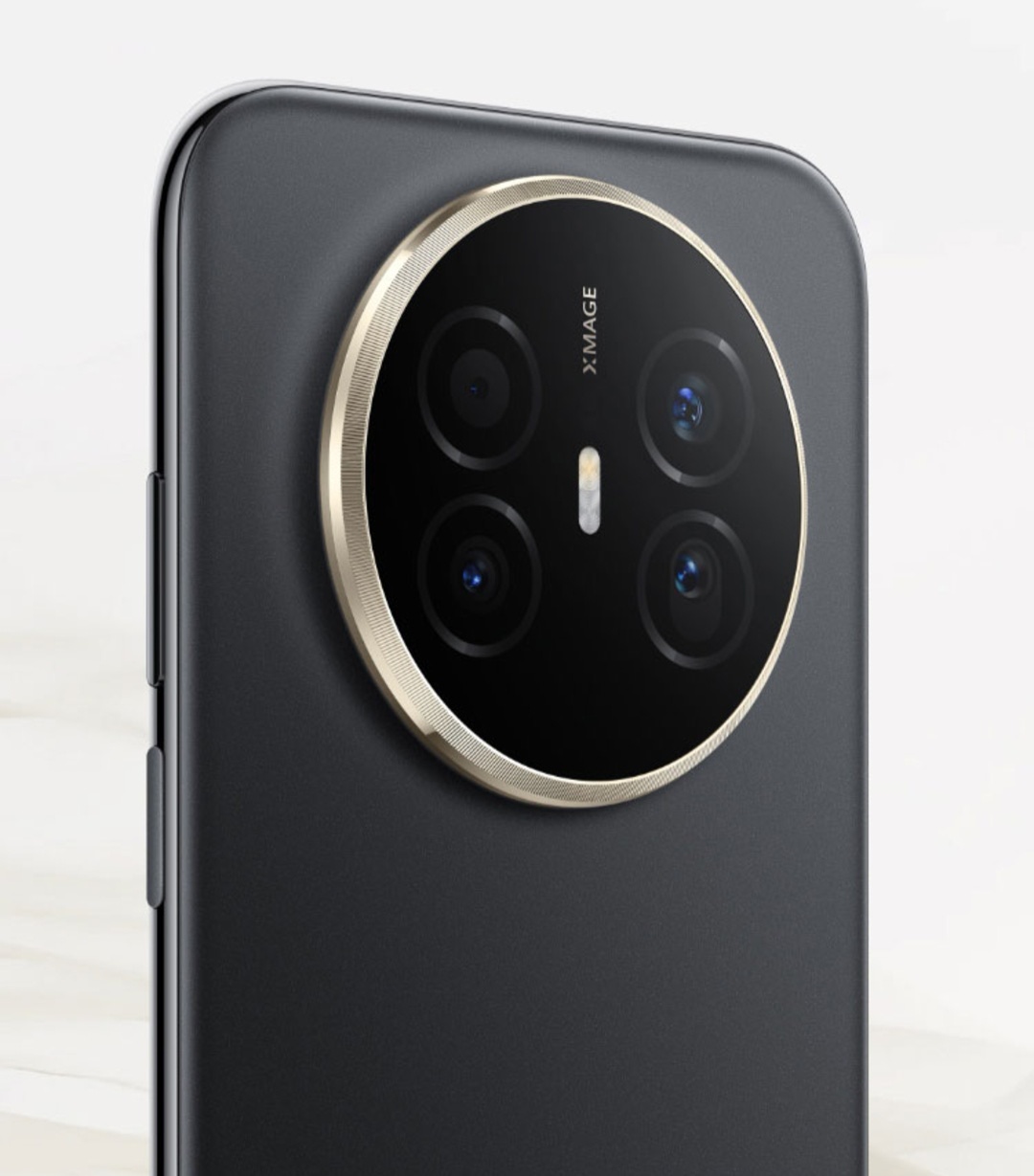 和蘋果Air大有不同！華為Mate70 Air開售，7寸屏大電池