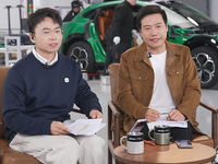 雷軍新年直播：2025年小米汽車交付超41萬輛，達(dá)成1萬人高階駕駛培訓(xùn)